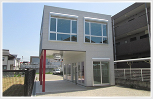 倉庫兼店舗・事務所