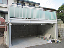 デッキ・ガレージ